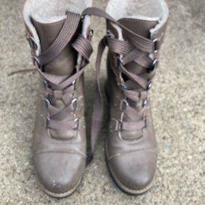 Universal Thread Gray/Brown Lace Up Wedge Bootie